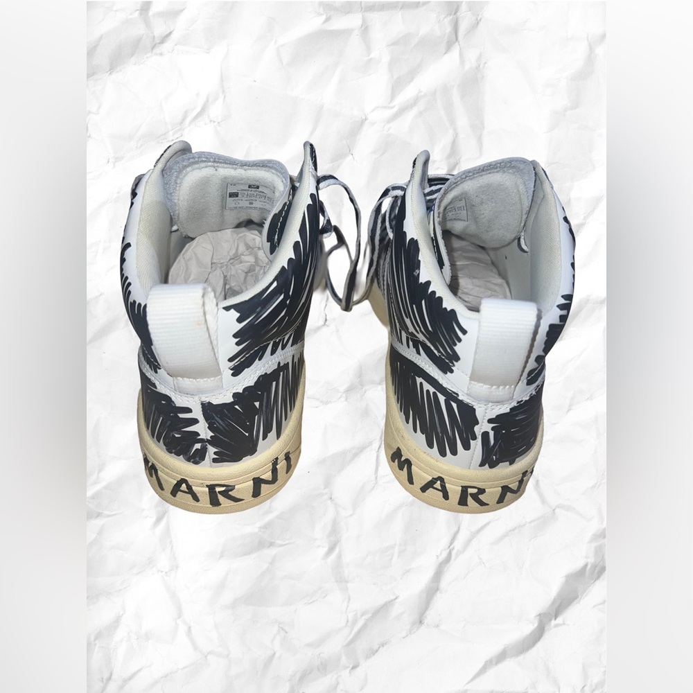 Veja X Marni White and Black Sneakers - Picture 7 of 12
